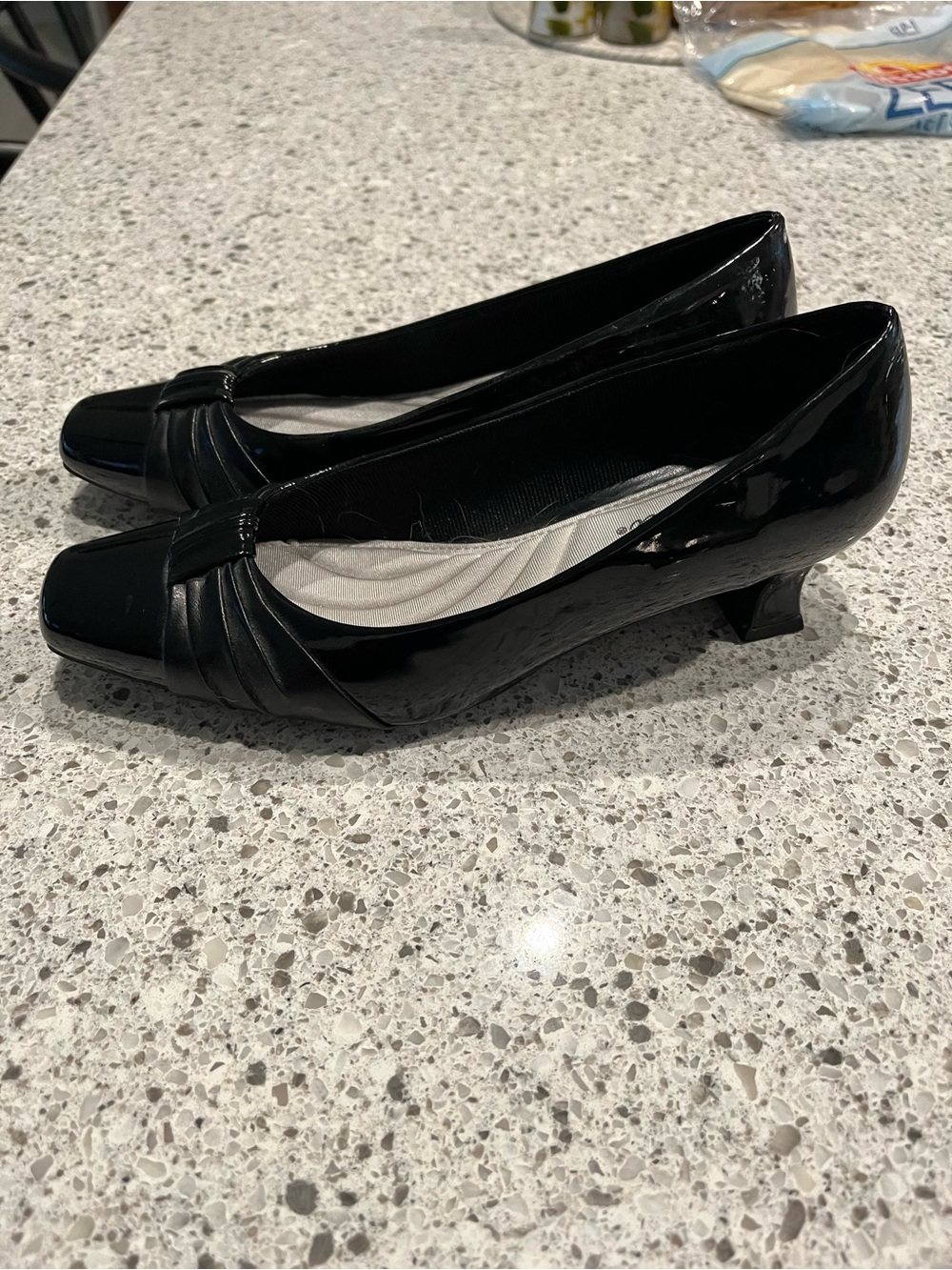 easy street Black Patent Low Kitten Heel Pumps